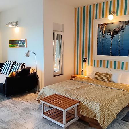 Maramare Apartments Stara Baska Bagian luar foto