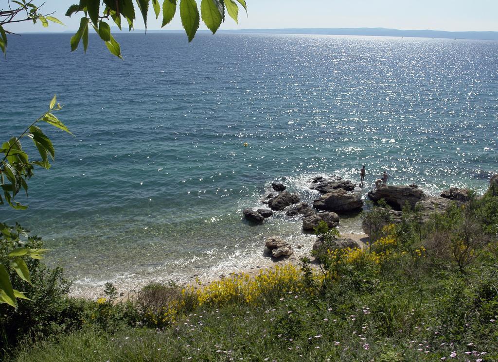 Maramare Apartments Stara Baska Bagian luar foto