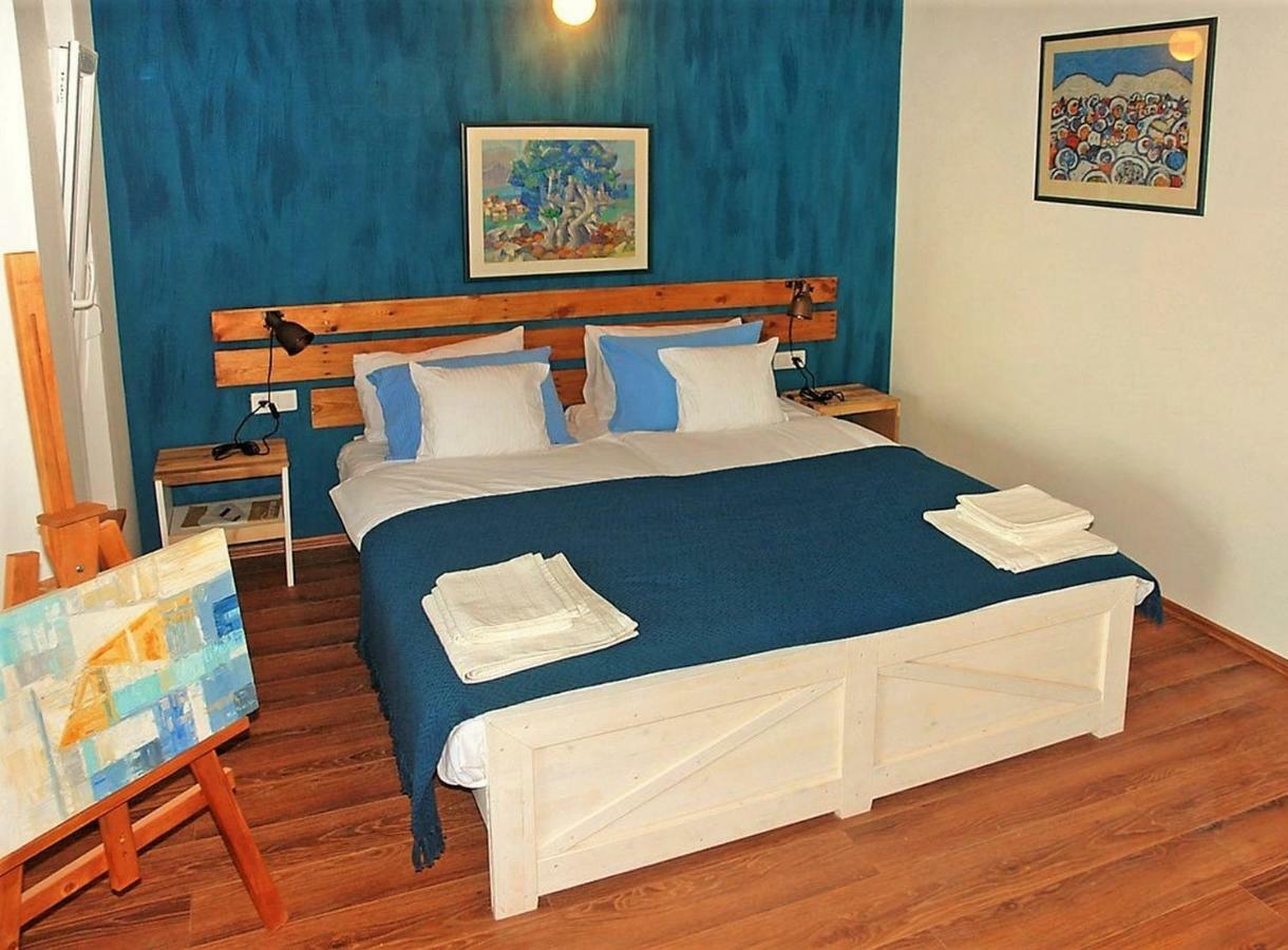 Maramare Apartments Stara Baska Bagian luar foto